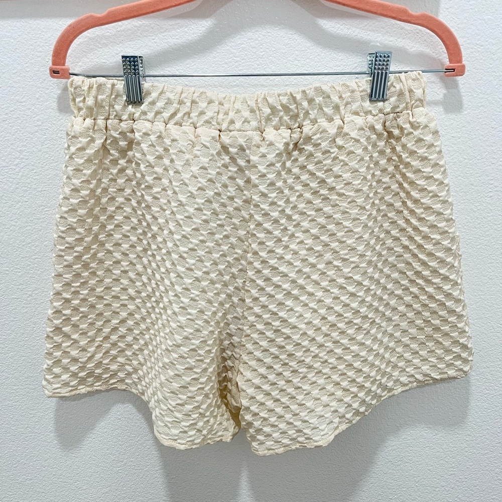 Textured Shorts/Tank Set - Picture 2 of 7